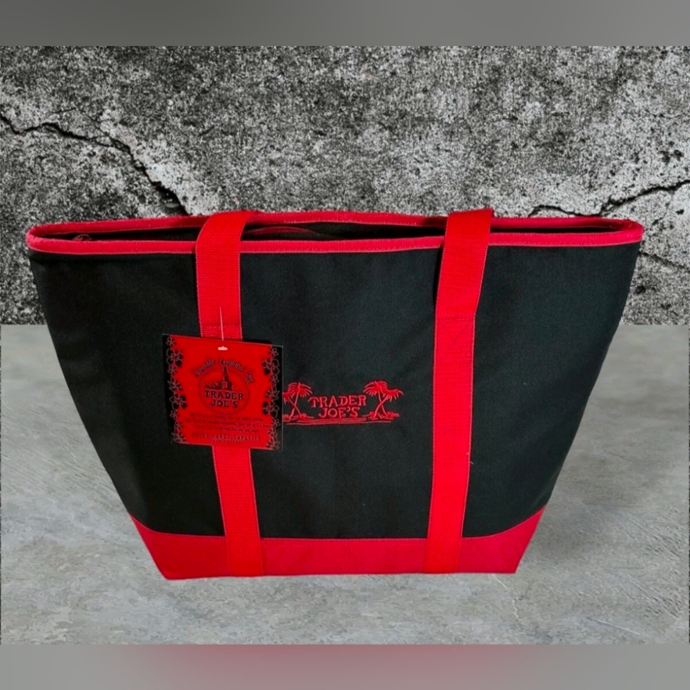Trader Joe's XLarge Reusable Insulated Grocery Cooler Tote Bag Black/Red 7 Gal